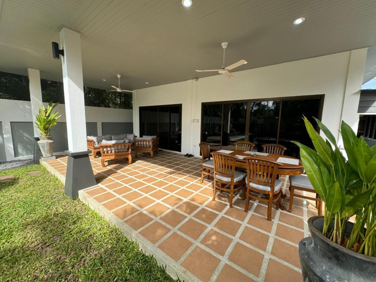 Montrachet Villa By G Estate Rawai Luaran gambar